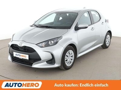 Usata Toyota Yaris Comfort 72 CV (52 kW) 2023 Argento Utilitaria