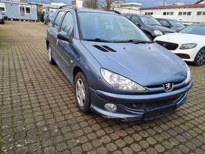 Grau Gebraucht 2006 Peugeot 206 Filou Kombi | 999 € (Guter Preis)