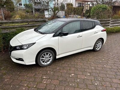 Gebraucht Nissan Leaf N-Connecta 160 kW (218 PS) 2022 Weiß Kleinwagen