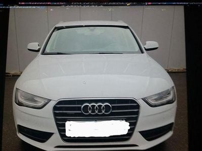 Gebraucht Audi A4 Attraction 177 PS (130 kW) 2014 Weiß Kombi