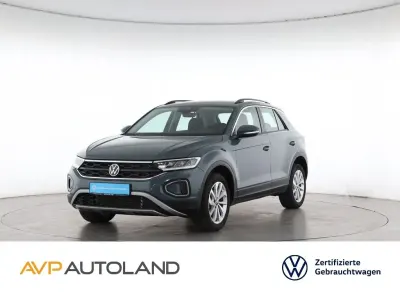 Gebraucht VW T-Roc Cabriolet Life 150 PS (110 kW) 2025 Blau SUV