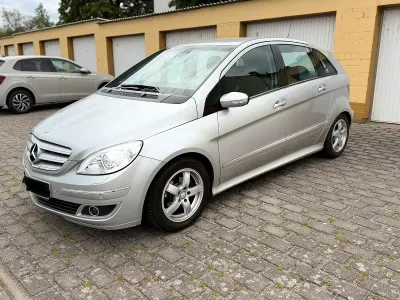 Gebraucht Mercedes B170 116 PS (85 kW) 2007 Silber Van / Kleinbus