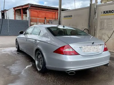 Gebraucht Mercedes CLS500 330 PS (242 kW) 2005 Silber Coupé