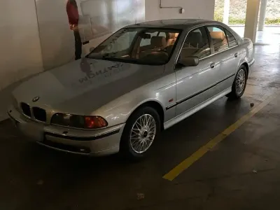 Gebraucht BMW 523 170 PS (125 kW) 1999 Silber Limousine