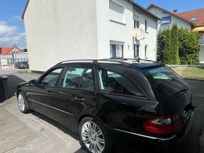 Mercedes E320
