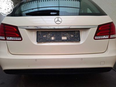 Mercedes E200