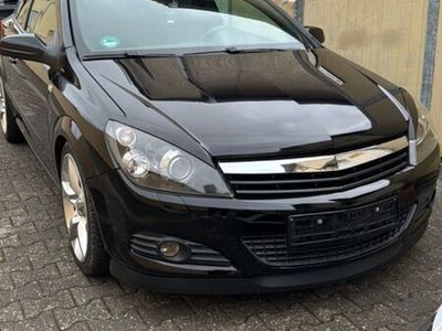 gebraucht Opel Astra GTC 1.6 Turbo Cosmo 132kW Cosmo