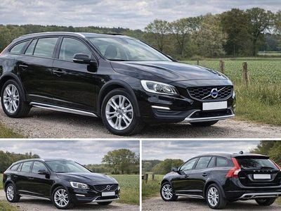 Schwarz Gebraucht 2016 Volvo V60 CC Summum Kombi | 14.700 € (Fairer Preis)