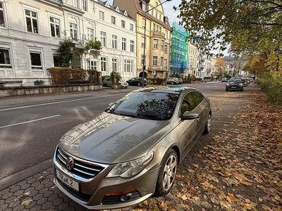 Grau Gebraucht 2008 VW Passat Limousine | 5.900 € (Teuer)