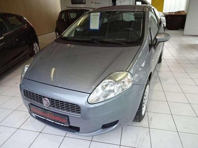 Gebraucht Fiat Grande Punto Dynamic 77 PS (56 kW) 2007 Silber Kleinwagen