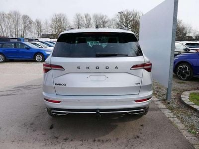 Neu Skoda Karoq SportLine 190 PS (139 kW) 2026 Brillantsilber metallic SUV