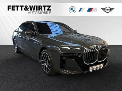 Gebraucht BMW i7 Comfort Edition 400 kW (544 PS) 2024 Bmw individual dravitgrau metallic Limousine