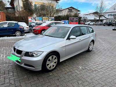 Gebraucht BMW 318 143 PS (105 kW) 2007 Silber Kombi