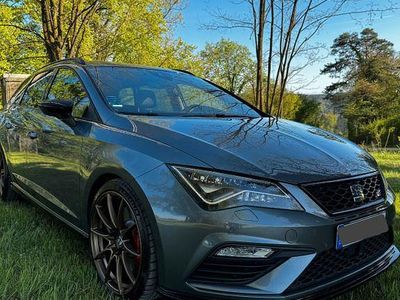 Usata Seat Leon ST 4Drive 300 CV (220 kW) 2018 Grigio Station wagon