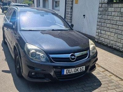 Schwarz Gebraucht 2006 Opel Vectra Sport Kombi | 1.500 € (Fairer Preis)