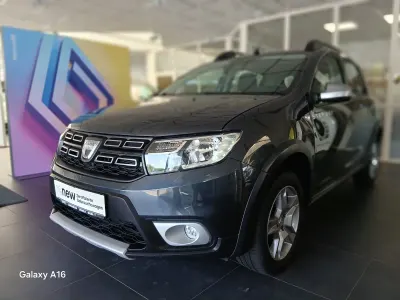 Gebraucht Dacia Sandero Prestige 90 PS (66 kW) 2019 Grau Limousine