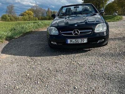 Usata Mercedes SLK200 136 CV (100 kW) 1999 Nero Cabrio