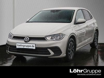 Usata VW Polo Life 95 CV (69 kW) 2023 Grigio Utilitaria