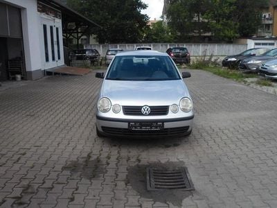 Gebraucht VW Polo Basis 54 PS (39 kW) 2005 Silber Kleinwagen