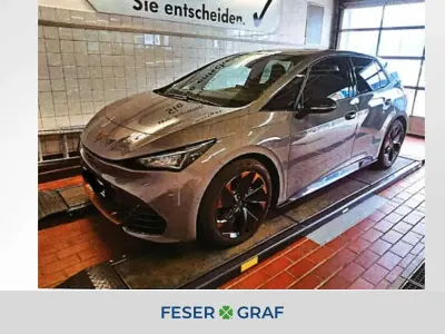 Gebraucht Cupra Born 150 kW (204 PS) 2024 Vaporgrau Kleinwagen