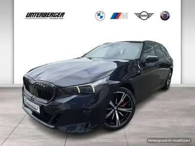 Gebraucht BMW 540 M Sport 303 PS (222 kW) 2025 Schwarz Kombi
