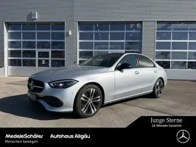 Gebraucht Mercedes C180 Avantgarde 170 PS (125 kW) 2024 Lack hightechsilber Limousine