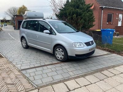 Gebraucht VW Touran 105 PS (77 kW) 2006 Silber Van / Kleinbus