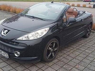 Schwarz Gebraucht 2008 Peugeot 207 CC Sport Cabrio | 2.000 € (Guter Preis)