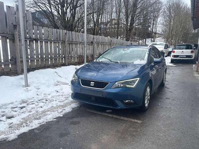 Gebraucht Seat Leon ST Style 110 PS (80 kW) 2015 Azul/blue apolo Kombi
