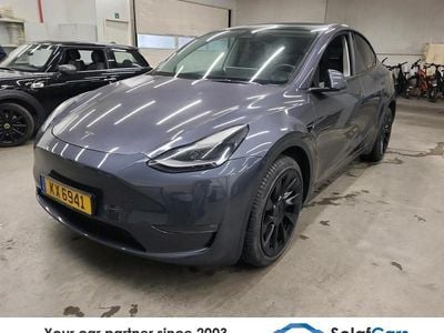 Grau Gebraucht 2021 Tesla Model Y SUV | 32.428 €