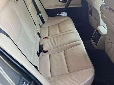 BMW 523