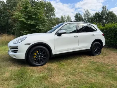 Gebraucht Porsche Cayenne Diesel 245 PS (180 kW) 2012 Weiß SUV