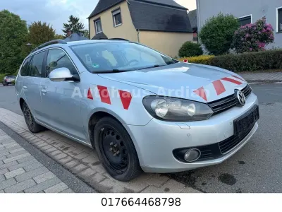 Gebraucht VW Golf VI Comfortline 105 PS (77 kW) 2011 Silber Kleinwagen