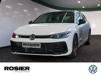 Gebraucht VW Passat R-line 193 PS (141 kW) 2025 Weiss / pure white Kombi