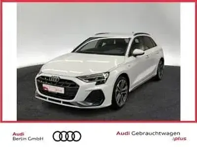 Gebraucht Audi A3 204 PS (150 kW) 2025 Weiß (gletscherweiß metallic) Limousine