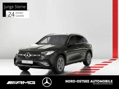 Usata Mercedes GLC300 AMG 269 CV (197 kW) 2025 Grigio SUV