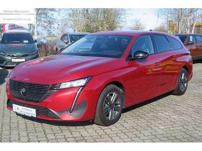 Gebraucht Peugeot 308 SW Allure 131 PS (96 kW) 2024 Elixirrot metallic Kombi