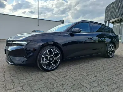 Nowe Opel Astra Ultimate 145 KM (106 kW) 2026 Czarny Kombi