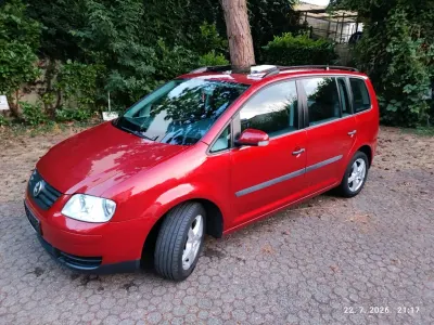 Gebraucht VW Touran 105 PS (77 kW) 2004 Rot Van / Kleinbus