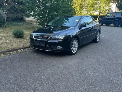 Gebraucht Ford Focus Cabriolet Titanium 145 PS (106 kW) 2007 Schwarz Cabrio