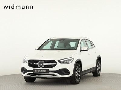 Mercedes GLA200
