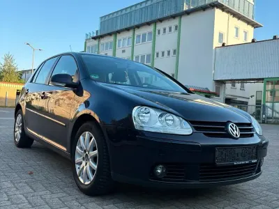 Używany VW Golf V 105 KM (77 kW) 2007 Andere farben Sedan/Limuzyna