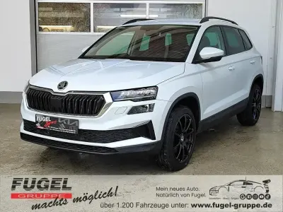 Second-hand Skoda Karoq Tour 150 CP (110 kW) 2023 Alb SUV