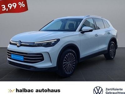 Oryxweiß perlmutteffekt Gebraucht 2024 VW Tiguan Elegance SUV | 45.720 € (Fairer Preis)
