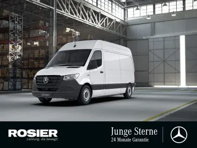 Gebraucht Mercedes E-Sprinter 85 kW (116 PS) 2022 Weiss / arktikweiss Van