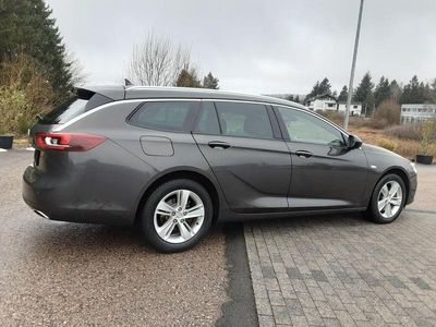 Usata Opel Insignia 174 CV (127 kW) 2021 Marrone Berlina