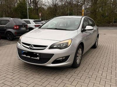 Gebraucht Opel Astra Edition 110 PS (80 kW) 2015 Silber Kombi