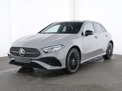 Gebraucht Mercedes A250 AMG 163 PS (119 kW) 2025 Grau Limousine