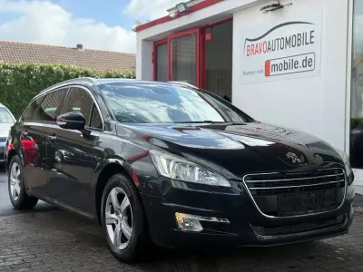 Gebraucht Peugeot 508 SW Active 156 PS (114 kW) 2012 Schwarz Kombi