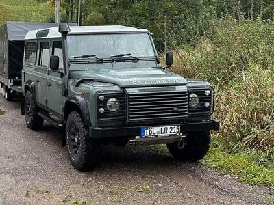 Grün Gebraucht 2015 Land Rover Defender SE Kombi | 59.900 € (Etwas zu teuer)